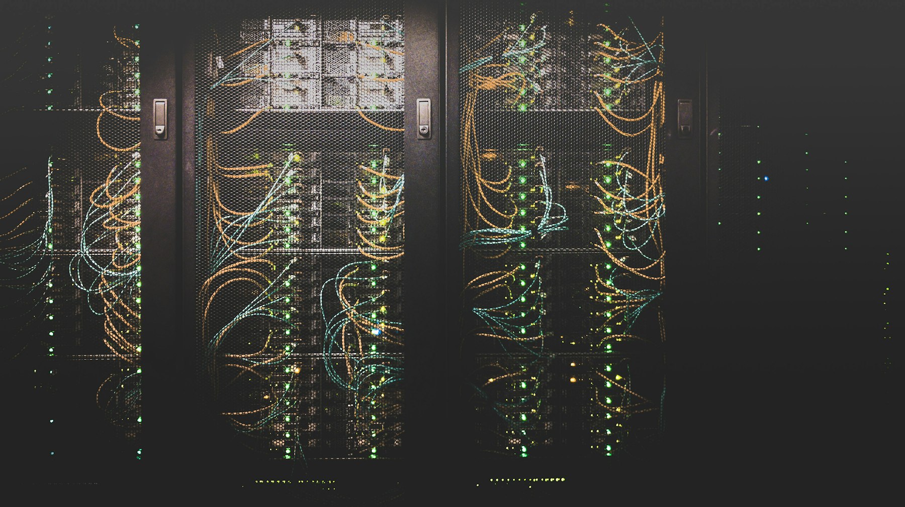 Server racks with bundled cable in a data hall